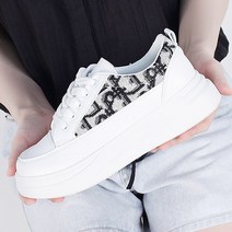 블랙무스탕 여성용 제리빈 통굽 키높이 가죽 스니커즈