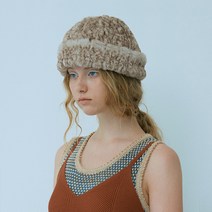 포에지담 Let there be light Fur toque hat