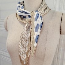 Dot Diamond Pleated Scarf SKY BLUE/ONE SIZE