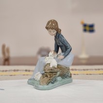 (엔틱빈티지) 스페인 야드로 나오 도자기 인형 피겨린(토끼와 소녀)