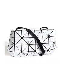 BAO ISSEY MIYAKE 바오바오이세이미야케 BB28AG422 01 프리즘 크로스백