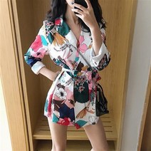여자 화려한 꽃 패션 씬 정장자켓 무대 공연 스냅의상