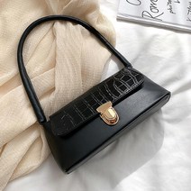 블랙 뱀피 가죽 패턴 스퀘어 토트백 숄더백 직장인 데일리룩 대학생패션 보부상 가방스타일링 여친룩