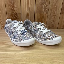스케쳐스 여성 밥스 고산 _SL0_WC_21Y 071 BLACK F/W 시즌에 어울리는 캐주얼하면서 편안한 경량 메모리폼 스니커즈