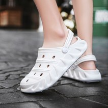 크룩스 남성 샌들 신발 캐주얼 슬립 온 나 막 신 뉴 여름 할로우 아웃 워터 라이트 슬리퍼 플립 플롭 빅 사이즈 36-45