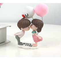 차량 피규어 세트 뽀뽀하는 커플 귀여운 인테리어 소품 (03마주보며 뽀뽀 풍선있음)