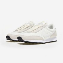 나이키 국내 매장판 정품 데이브레이크 SE DR5556-100 써밋화이트