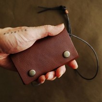 수제 가죽 직사각 목걸이 카드지갑 오일풀업 브라운
