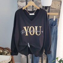 상상그이상 여성용 국내제작 유맨투맨 브이넥 가성비 좋은 부드러운 면 고급원단 구김없는 골드 레터링 포인트나염 캐주얼 데일리 가성비 좋은 포인트 좋은 맨투맨 티셔츠