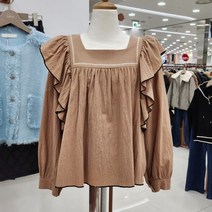 오조크 스궤어넥 프릴 블라우스(foqfcba517)