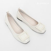 슈아 비죠 발등장식 사각코 에나멜 플랫슈즈 단화