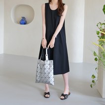데일리앤 유니브 여름 민소매 플레어 레이어드 엠보 나시 홈드레스 롱 원피스