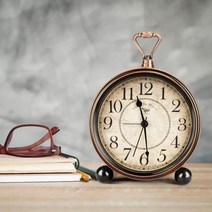 인테리어 빈티지 벽시계 아날로그 골동품 벽시계 침실 용 레트로 알람 시계 5.3 인치 시계 비 똑딱 배터리 작동 침대 옆 시계 구식 클래식 시계, 협력사, 14.5x13.3cm