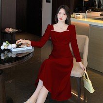 혼인신고필증 작은 흰색 치마 흰색 원피스는 평상시 작은 키로 입을 수 있다