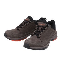 트렉스타 남여공용 21년 상품~ 고어텍스 발목을 안정감있게 잘 잡아주고 접지력 최고! 클래식한 느낌의 트레킹화