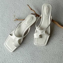 코지 여자 여름 베이직 깔끔 물놀이 해변 바닷가 코디 슬리퍼