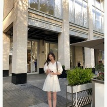 심플 청담동 며느리룩 돌 가족 사진 의상 돌맘 돌잔치 엄마 천서진 화이트 원피스 드레스 여름 휴가 하객
