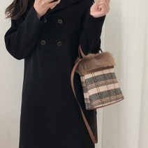 겨울 미니 토트백 탑핸들백 여성 쇼퍼백 숄더백 손가방 데일리 원통 체크 블랙 브라운