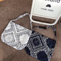 카르페디엠 에코백 페이즐리