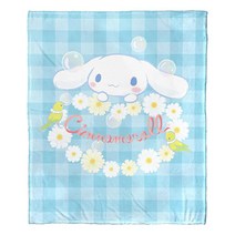 Northwest Sanrio 시나모롤 실크 터치 담요 127 x 152.4씨엠 CM(50 60인치) 베리 패턴