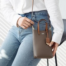 소가죽 메달 핸드폰가방 미니 크로스백, 블랙