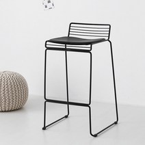 마켓비 PARALEL 바스툴, 블랙