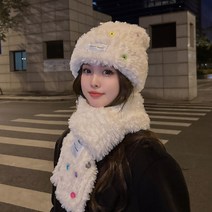 언니닷컴 버튼 구름 버킷햇 목도리 세트