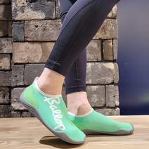 밸롭인천 정품 1+1 아쿠아슈즈1등 포인트로 산뜻하게 물잘빠지는 초경량 가벼운 워터슈즈 서핑/물놀이/워터파크/워터밤/해외여행/아쿠아로빅 온가족 필수품 발바닥 도톰한 빠른출고