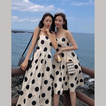 휴가 바캉스 홈웨어 민소매 끈나시 원피스 찰떡코디 굿컨디션 단정한