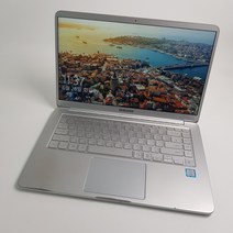 삼성 NT950XBE i5 8TH UHD GRAPHICS 15인치 노트북