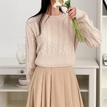 여자 라운드넥 꽈배기 가을 개강룩 긴팔 니트