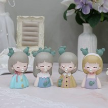 진주 풍선껌 소녀 장식품 4P 선반인형 선반장식 소녀인형 테이블장식 데코인형 미니소품 카페소품, 디자인B