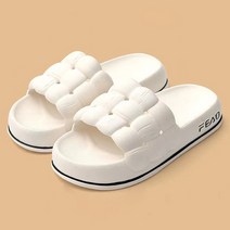 미란다 큐티 엠보싱 FEAD 슬리퍼