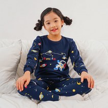 [빌도르] 여아 남아 아동 키즈 유아동 투더문 긴팔 실내복 상하세트 잠옷 파자마 내복