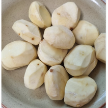 2023년 햇밤(대) 깐밤 500g 1kg [국내산] 수작업밤 공주밤 맛밤 생율 국내산밤 생율깐밤 밤 깐밤1kg 생율 생밤 공주밤 알밤 생율밤 약단밤, 1개