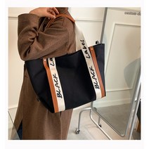 여성 캔버스 숄더백