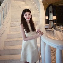 여성 셀럽 블랙핑크 제니 프렌치 페미닌 드레스 고급 민소매 파티 미니 A라인 원피스