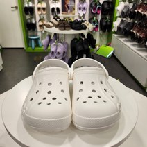 크록스 바야 라인드 클로그 205969-11H