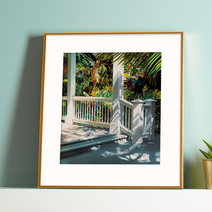 [그림닷컴] Small Glittering Porch 앨리스 달튼 브라운 그림액자, (원목)우드화이트, 67.2x72.2cm