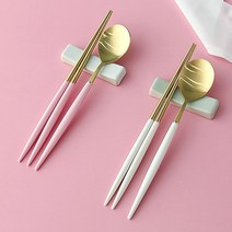 국산 프리미엄 선물용 예쁜 신혼부부 수저세트 2인 (수저받침 포함), 플로아, 골드