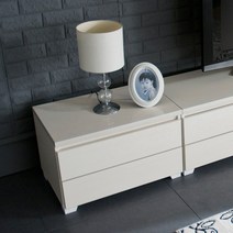 나무야스토리 럭셔리 600 협탁 거실장 하이그로시 2단서랍장, 아카시아화이트