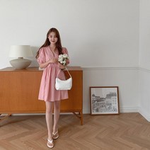 디오트 플로벗 브이넥 퍼프 스트랩 셔링 미니 원피스