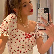 큐티 체리 블라우스/빨강리본 퍼프소매 스퀘어넥 앵두