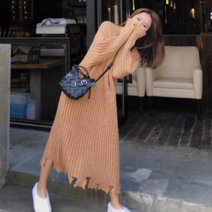 퀸앤조이 포근포근 빈티지 니트 롱 원피스