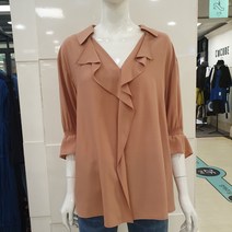 블루페페 부평점 레이온사로 부드럽게 흐르는프릴 소매 셔링핏이 예쁜 5부 블라우스