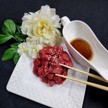 당일도축 한우 깍뚝육회 300g, 1개