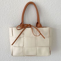 바이닐로 샌디 여름 바캉스 휴가철 라탄 토트백