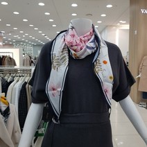더아이잗 플라워 패턴스카프 IL4A4SF05-아이보리