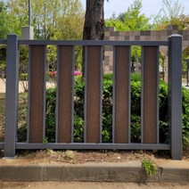 난간 가림막 울타리 담장 목재휀스 높이1200mm X 가로1600mm 공원철제펜스 데스리