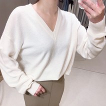 램스울 브이 니트